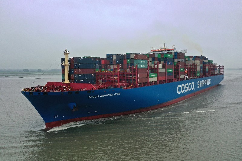 Transit: COSCO SHIPPING ROSE  entering English South Coast at The Dover Strait