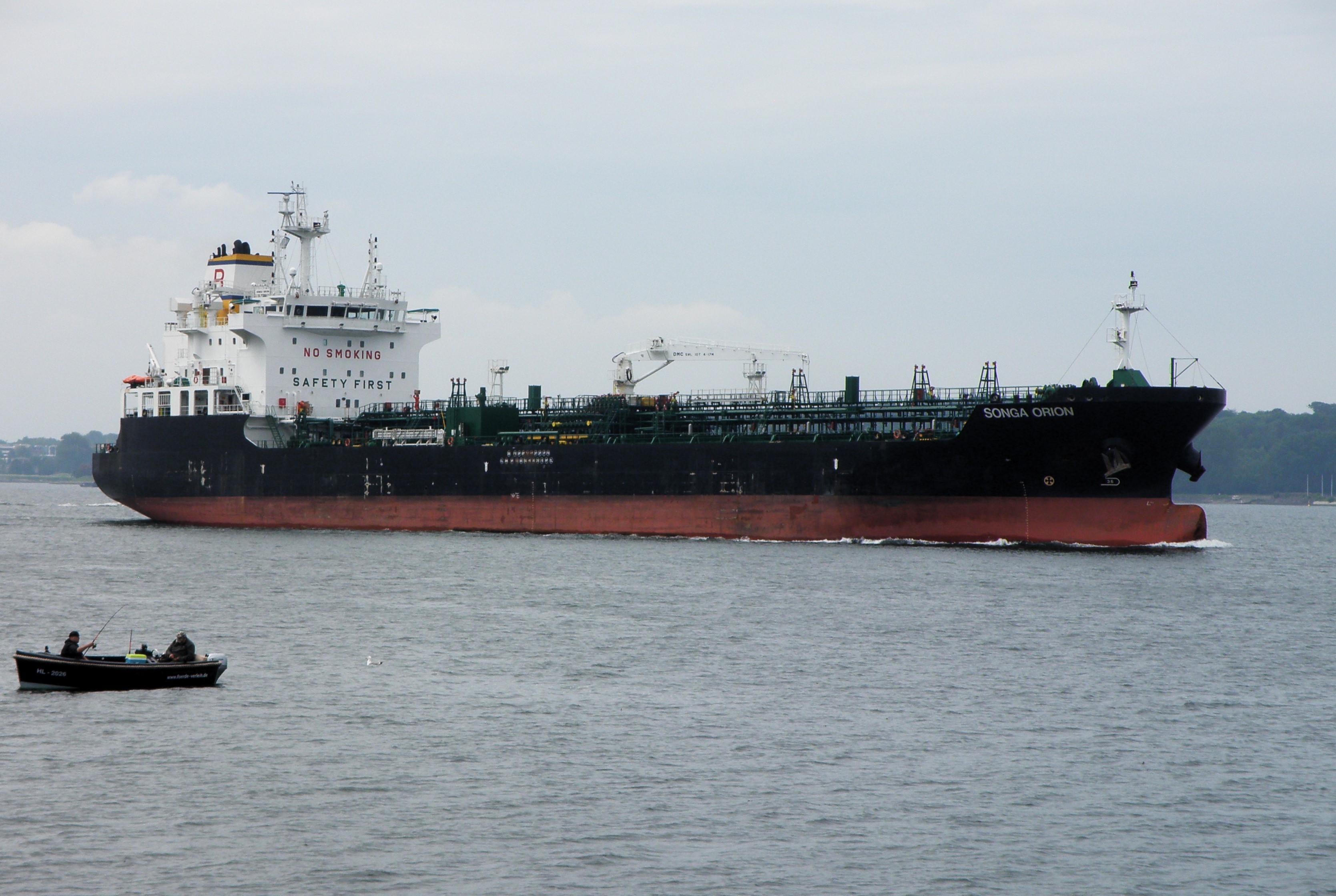 Transit: SONGA ORION          entering English South Coast at The Dover Strait
