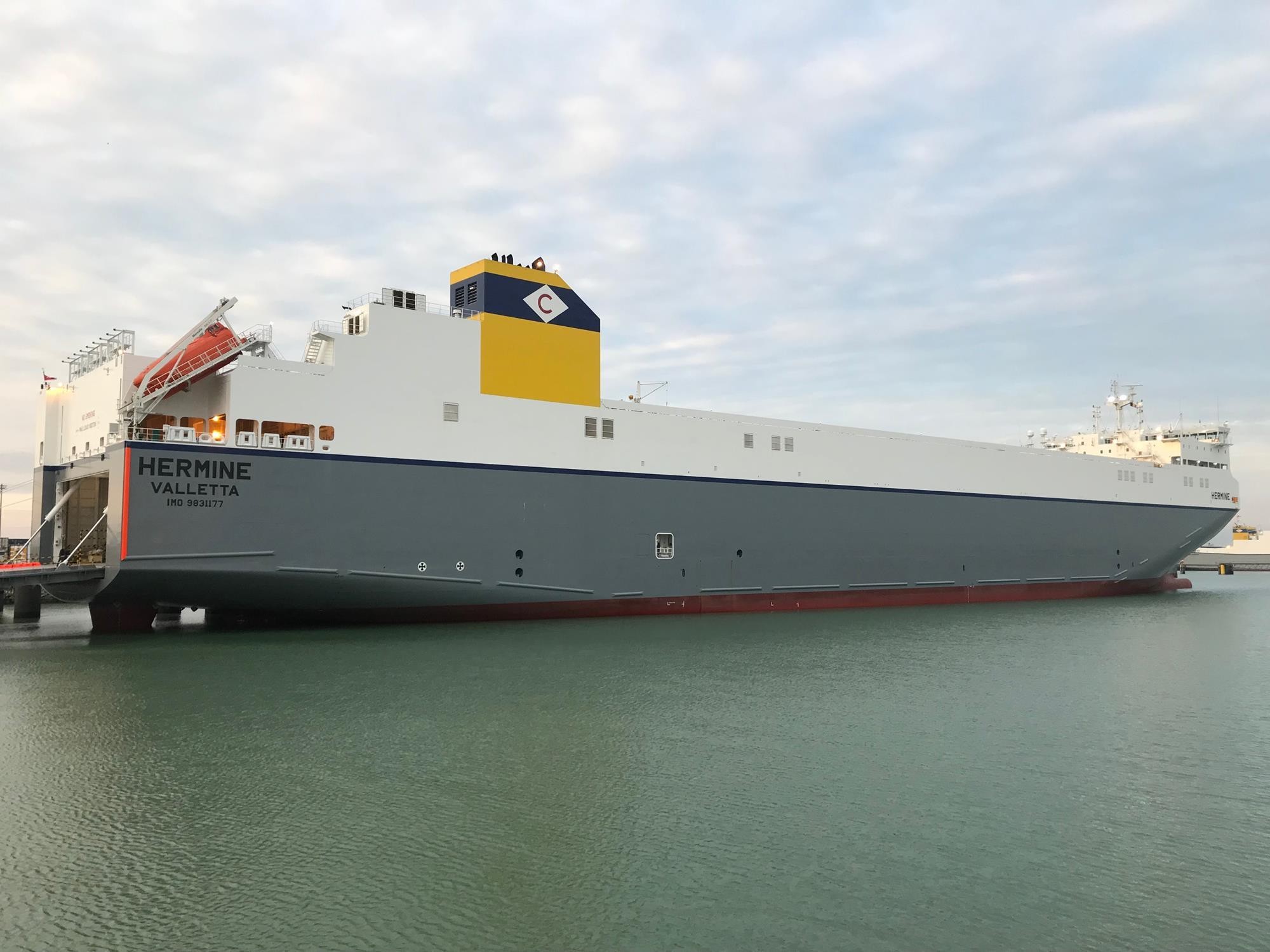 Transit: HERMINE              entering English South Coast at The Dover Strait