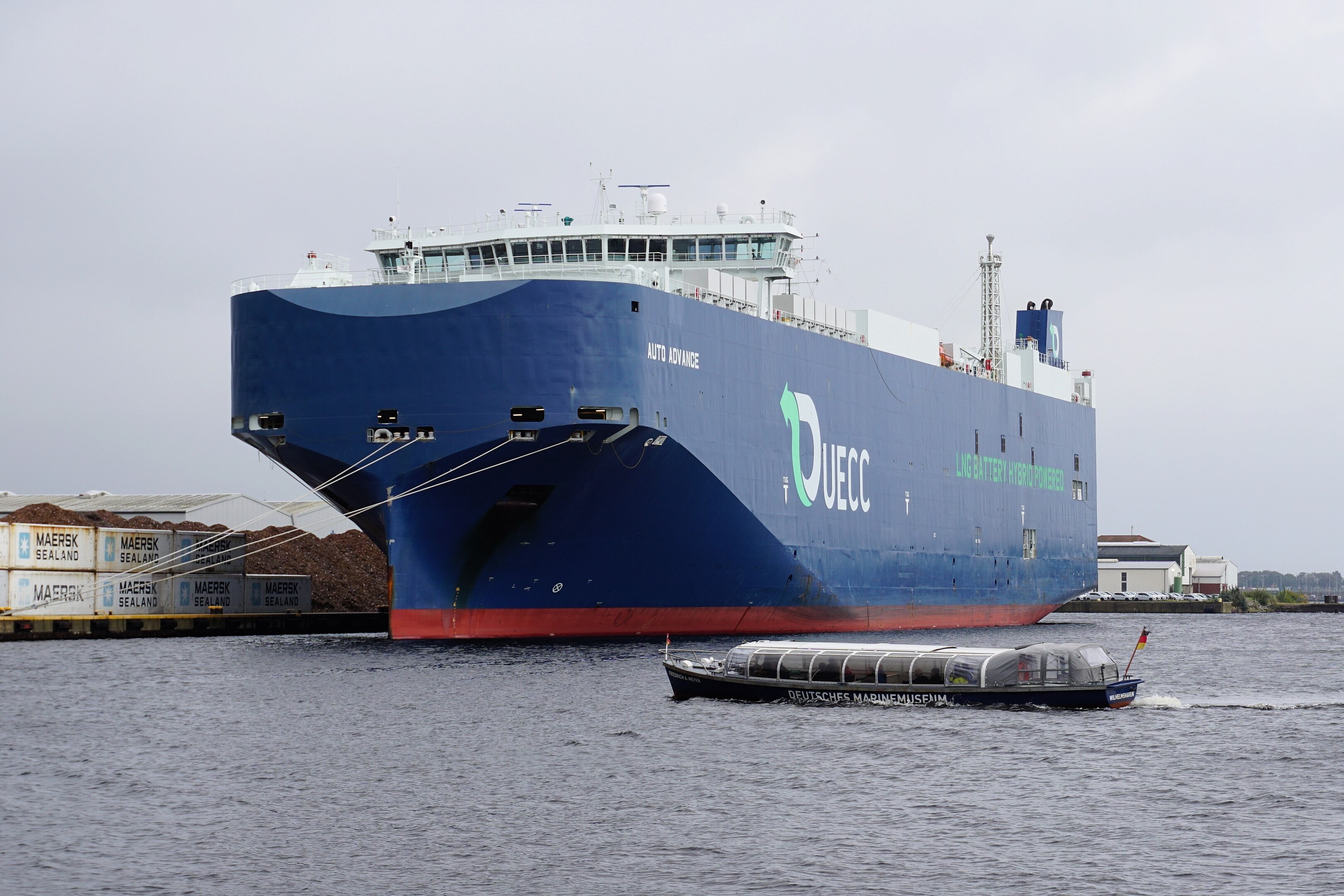 Medway Departure: AUTO ADVANCE        