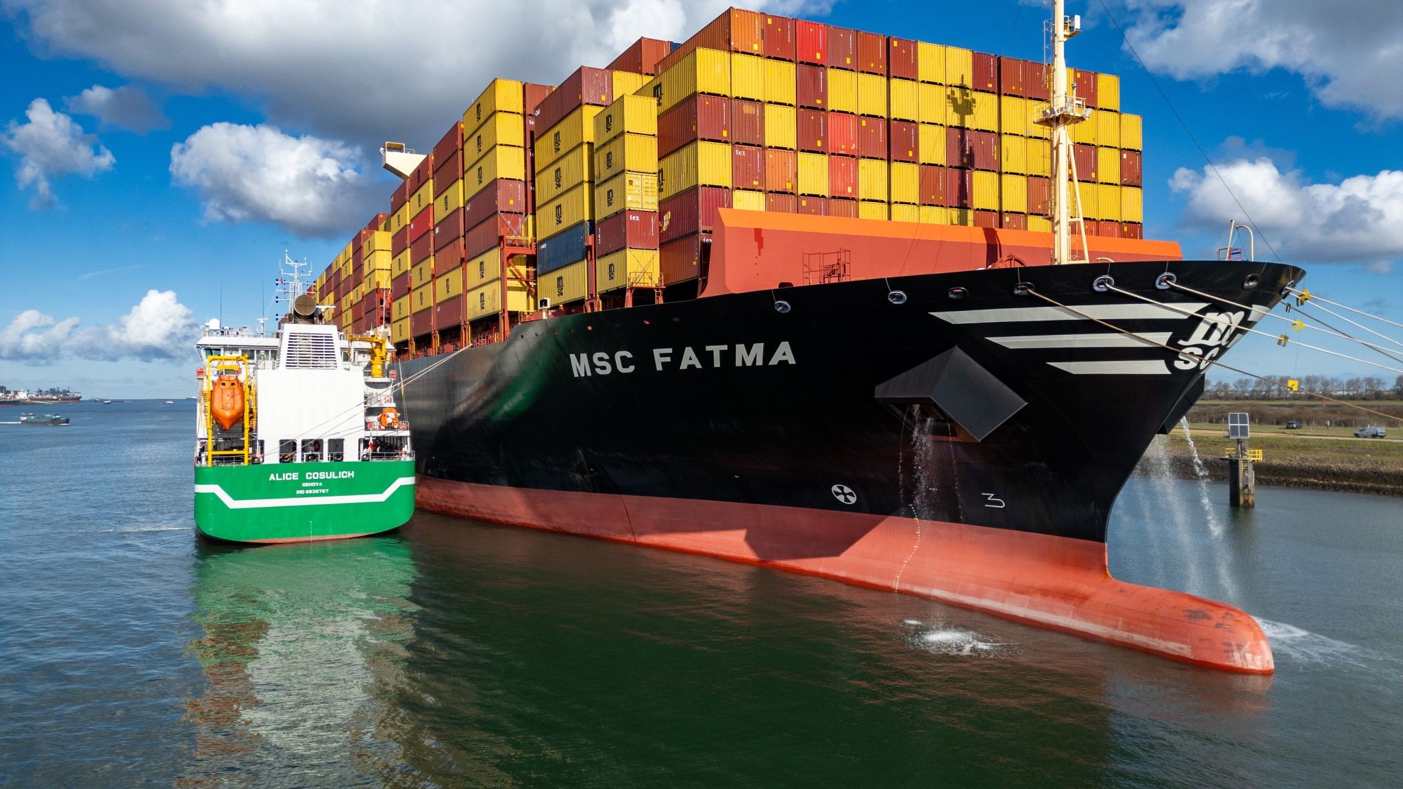  Celtic Sea - MSC FATMA            transiting Celtic Sea