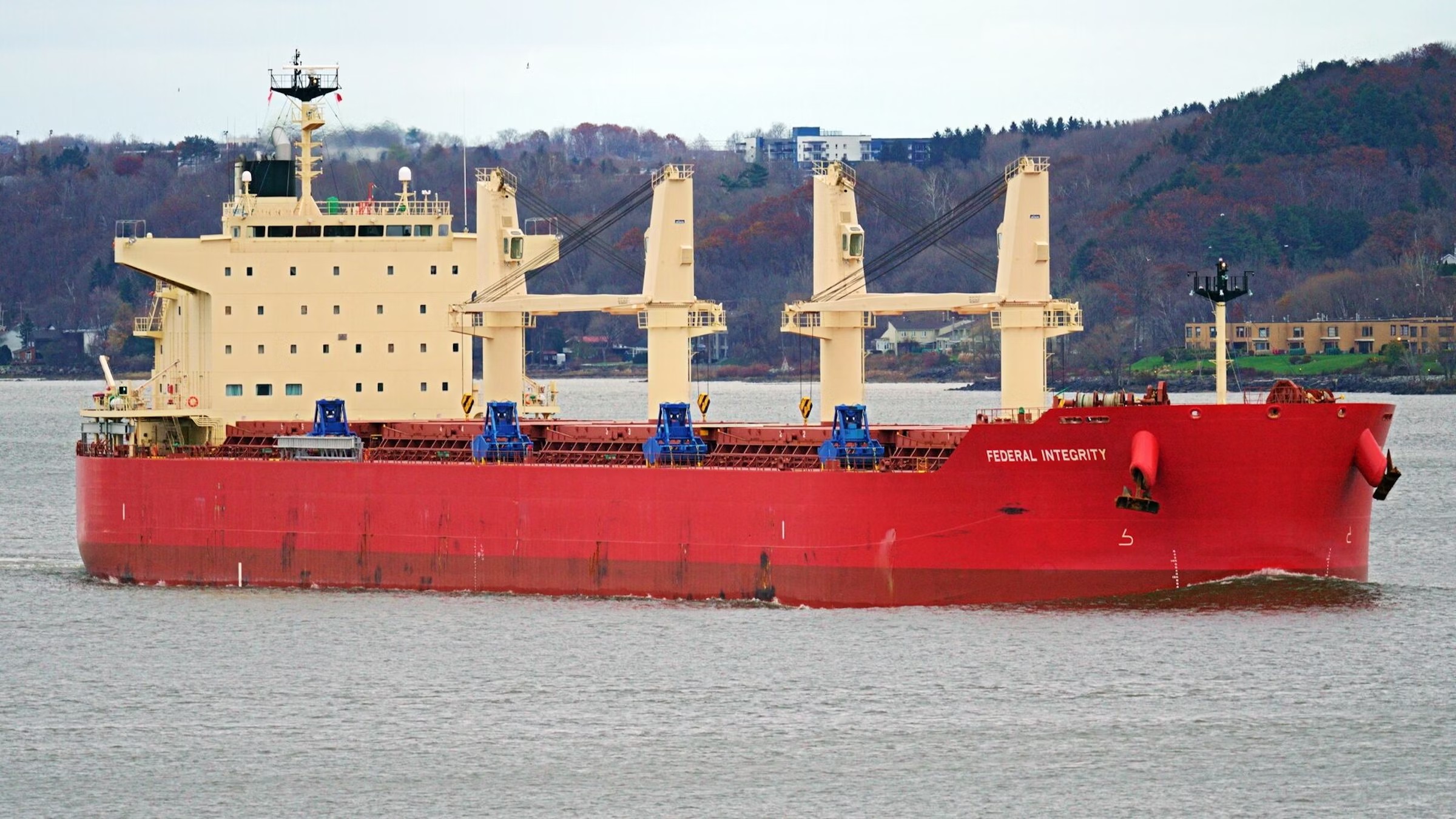 Transit: FEDERAL INTEGRITY    entering English South Coast at The Dover Strait