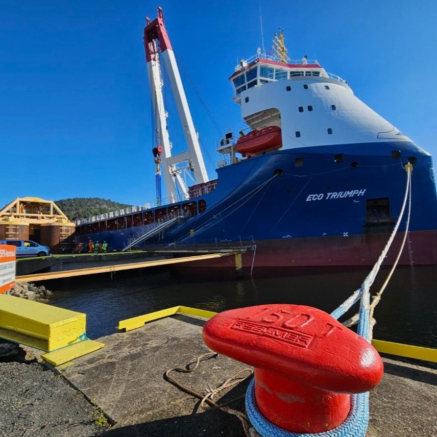  Celtic Sea - ECO TRIUMPH          transiting Celtic Sea