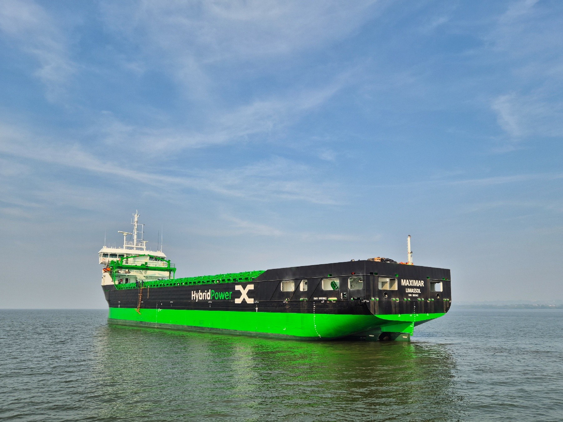 Transit: MAXIMAR              entering English South Coast at The Dover Strait