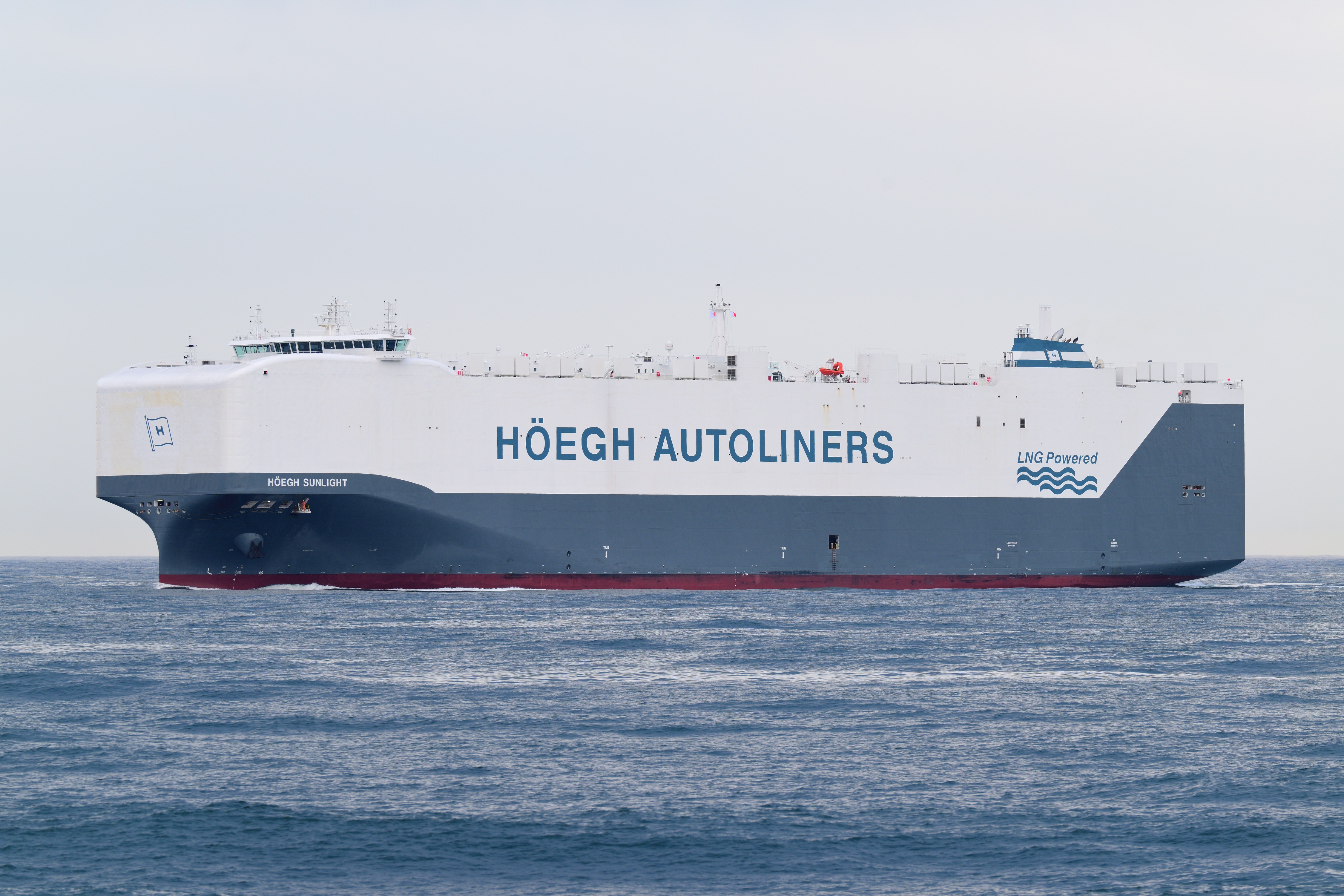 Transit: HOEGH SUNLIGHT entering English South Coast at The Dover Strait
