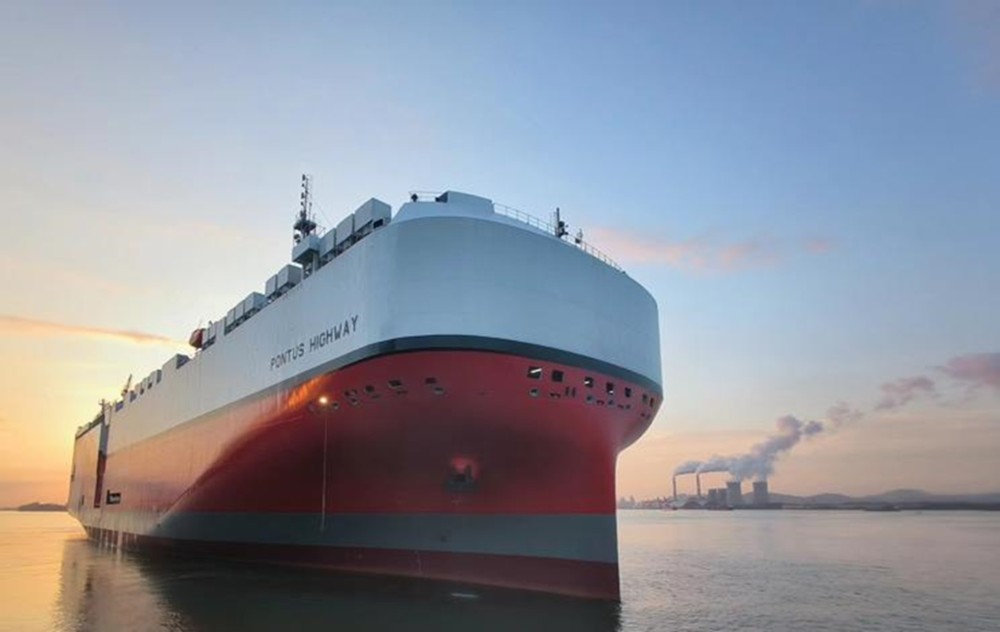 Southampton Departure: PONTUS HIGHWAY      