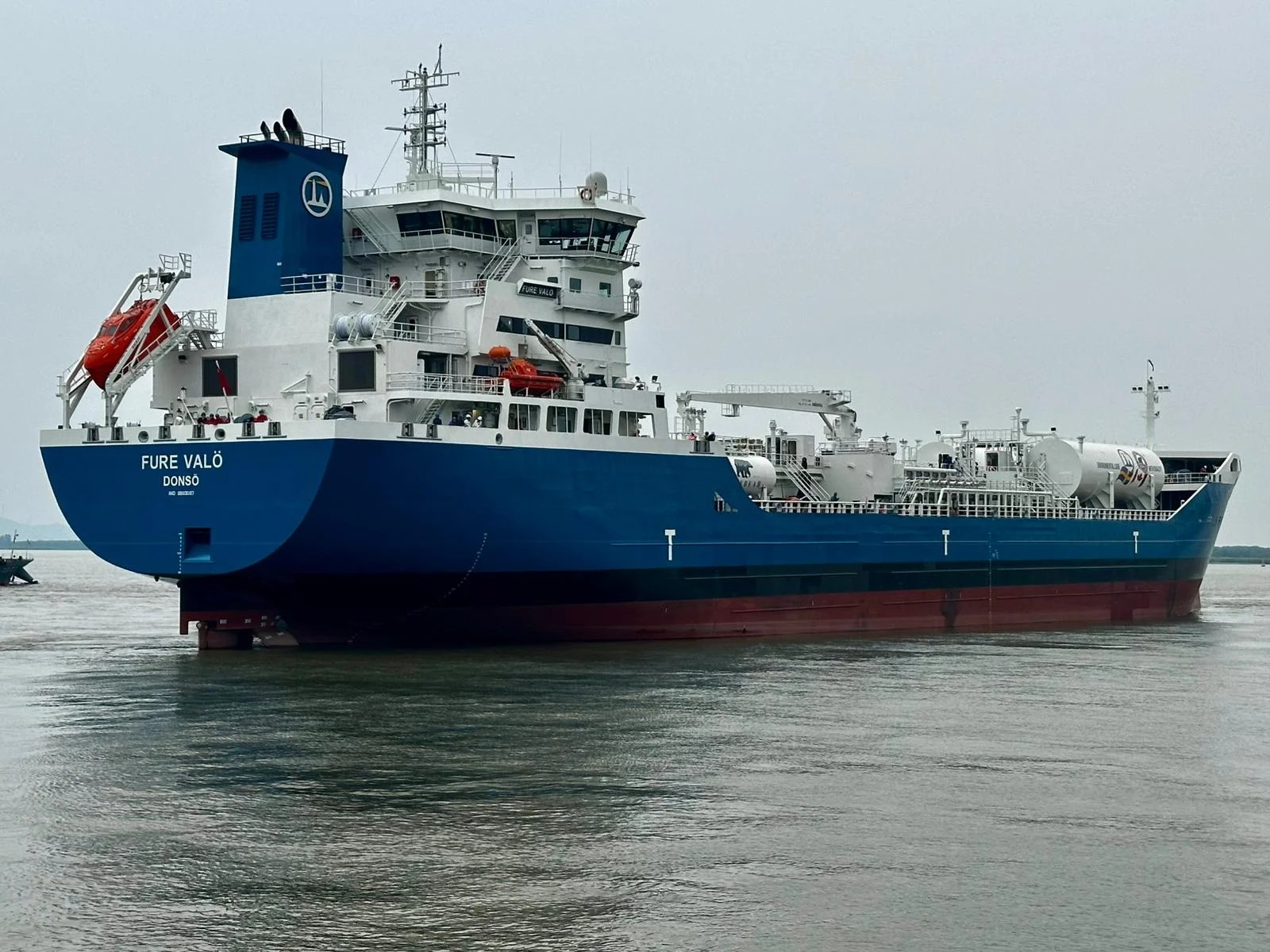 Thames Departure: FURE VALO           