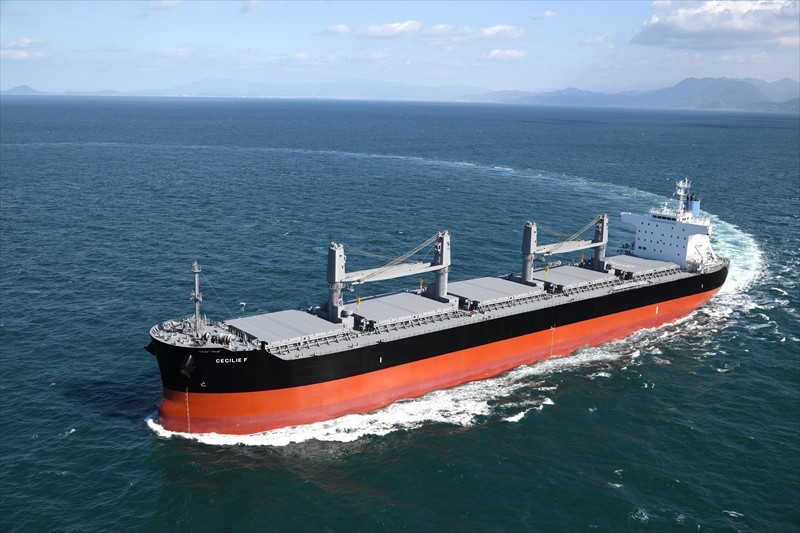 Transit: CECILIE F            entering English South Coast at The Dover Strait