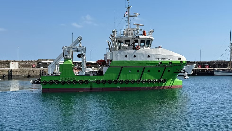 Transit: TOR BOREAS           entering English South Coast at The Dover Strait