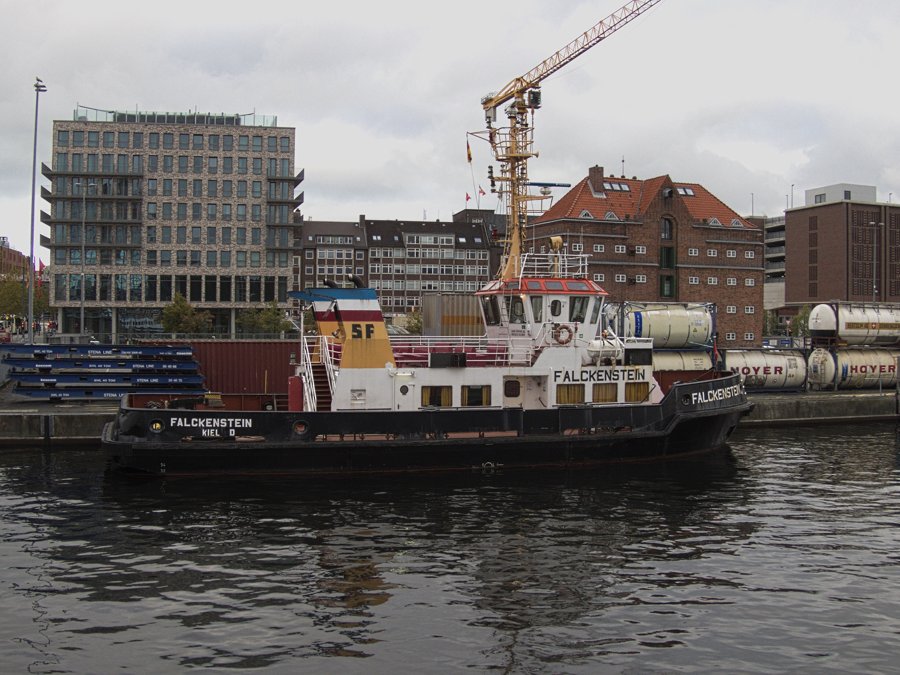 Photograph of the Tug (Harbor Tug): FALCKENSTEIN         (IMO: 8917704). Documented in UK and Regional Shipping Movements.