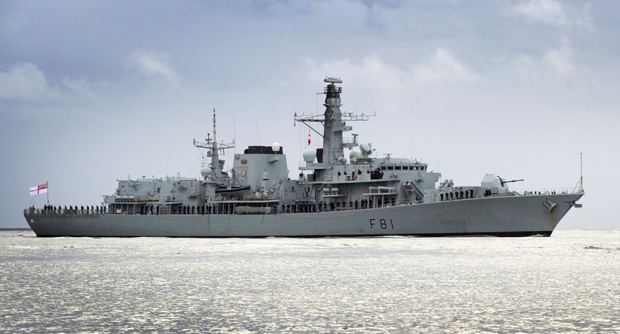 Transit: HMS SUTHERLAND       entering English South Coast at The Dover Strait