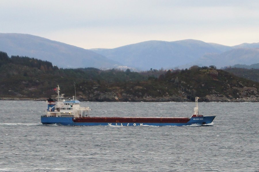Transit: WILSON HOOK entering English South Coast at The Dover Strait