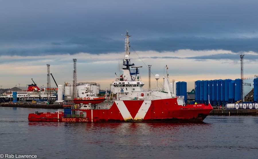  Scottish East Coast - VOS VICTORY transiting John O'Groats Approach