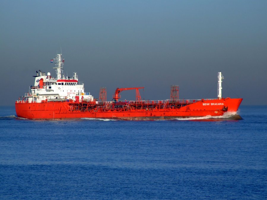 Transit: STOLT JAEGER entering English South Coast at The Dover Strait