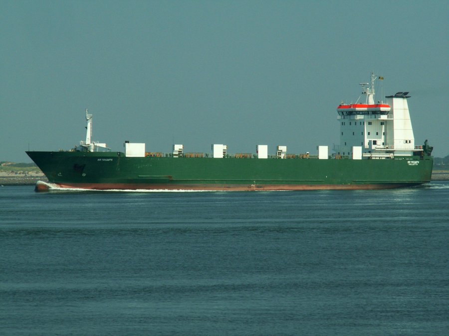  Scottish East Coast - HELLIAR              transiting Aberdeenshire Coast
