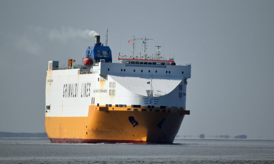 Transit: GRANDE MEDITERRANEO  entering English South Coast at The Dover Strait