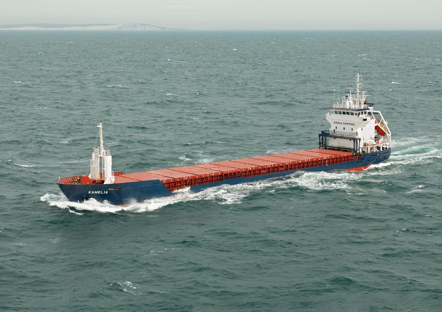 Transit: KAMELIA entering English South Coast at The Dover Strait