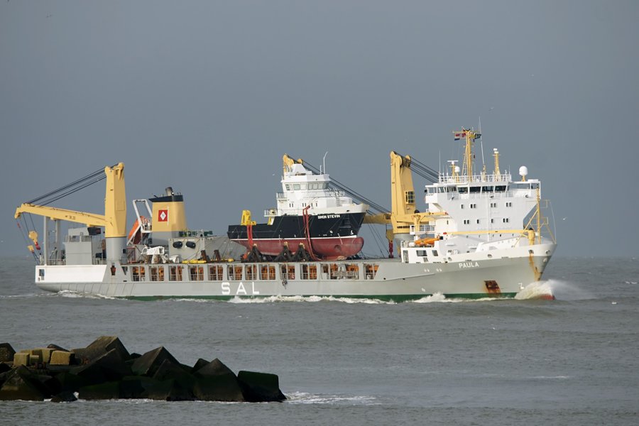  Irish Sea - PAULA transiting St Georges Channel