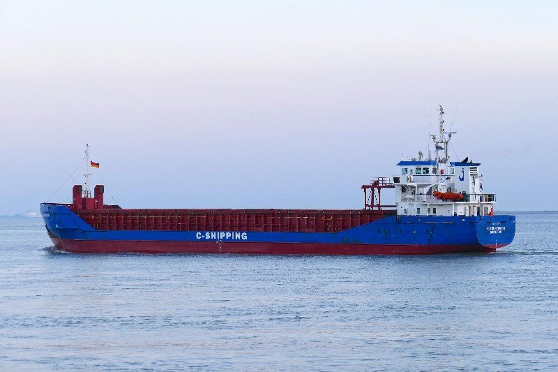 Scottish East Coast - RDJ RIJNSTROOM       transiting Aberdeenshire Coast