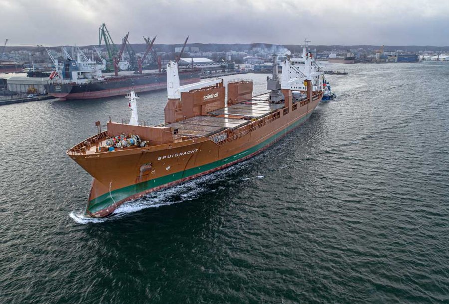  Scottish North Coast - STADIONGRACHT        transiting Pentland Firth