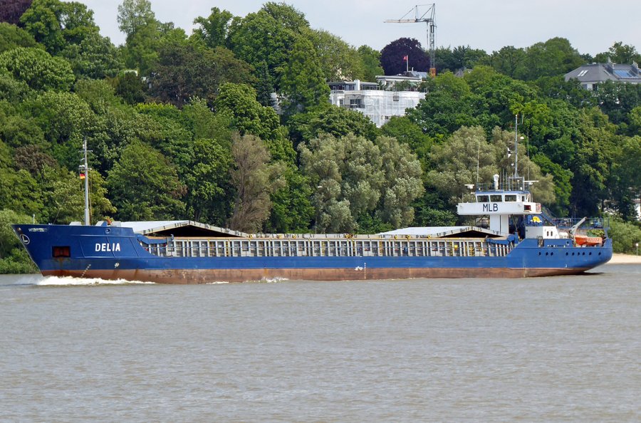 Transit: DELIA entering English South Coast at The Dover Strait