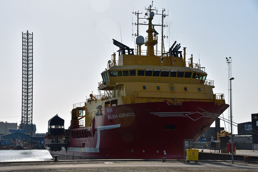  Scottish West Coast - CONNECTOR            transiting The Minch