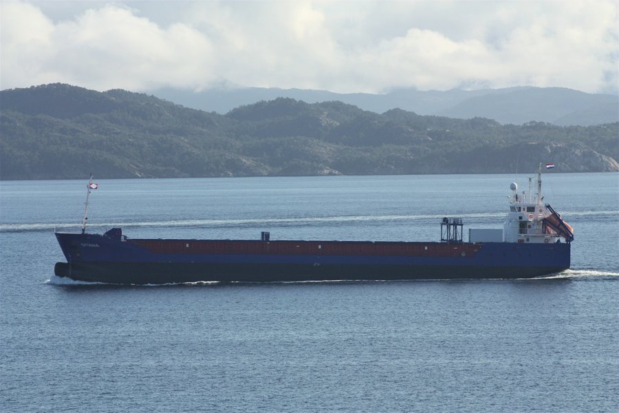  Celtic Sea - EEMS RUNNER transiting Celtic Sea