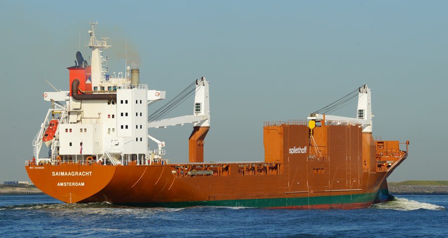 Transit: SAIMAAGRACHT         entering English South Coast at The Dover Strait