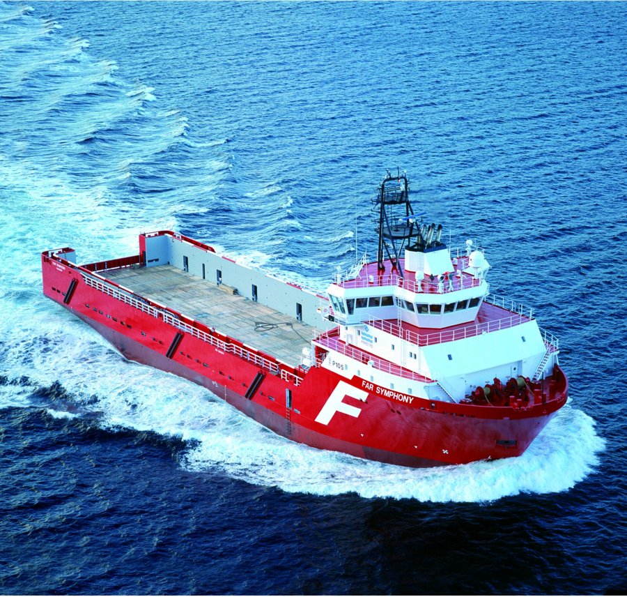  Scottish North Coast - SYMPHONY TIDE        transiting Pentland Firth