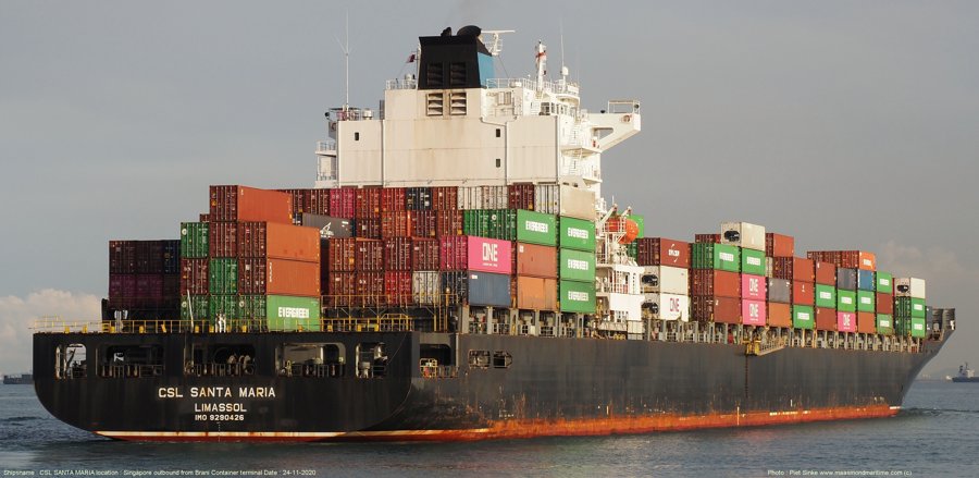 Irish Sea - MSC SANTA MARIA      transiting Irish Sea off Anglesey