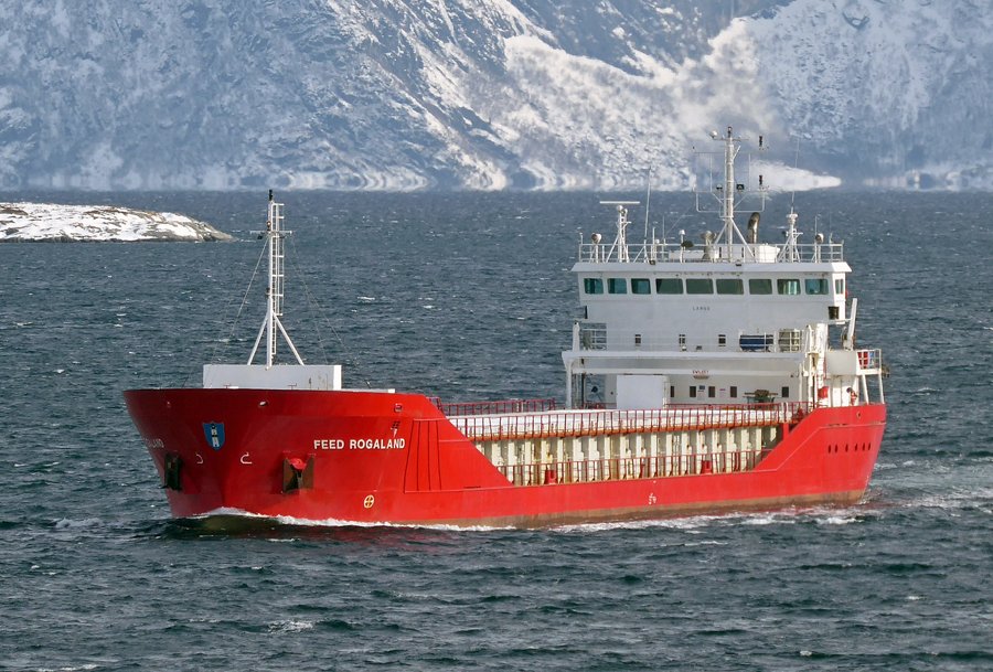 Transit: FEED ROGALAND entering English South Coast at The Dover Strait