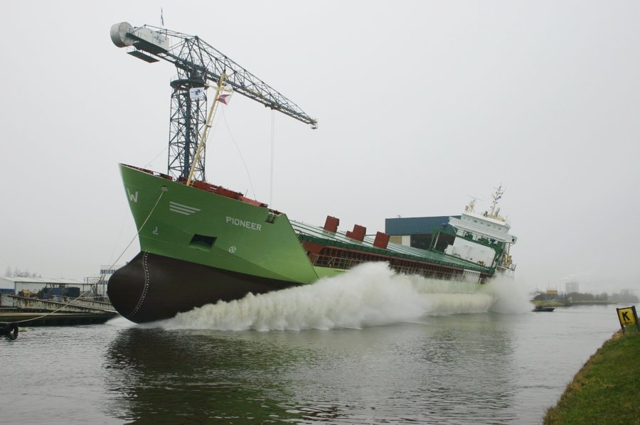 Humber Departure: KVITSAND            