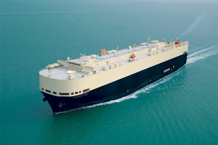 Transit: GREEN BAY            entering English South Coast at The Dover Strait
