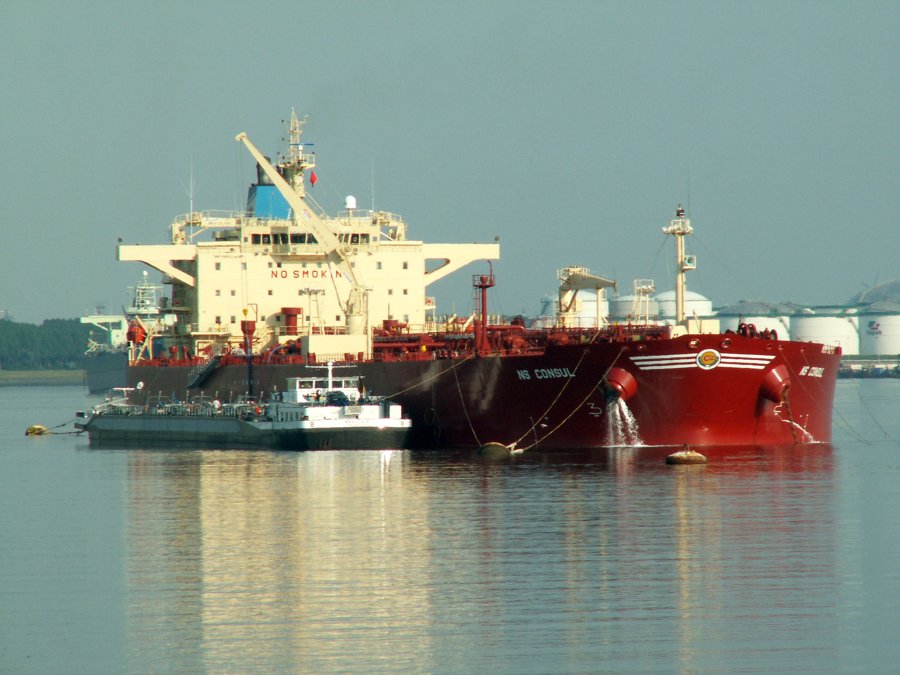 Transit: KOLOMNA              entering English South Coast at The Dover Strait