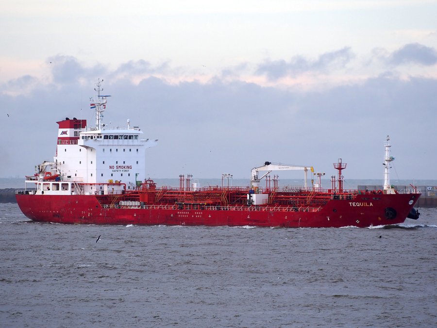 Transit: NGM TEQUILA          entering English South Coast at The Dover Strait