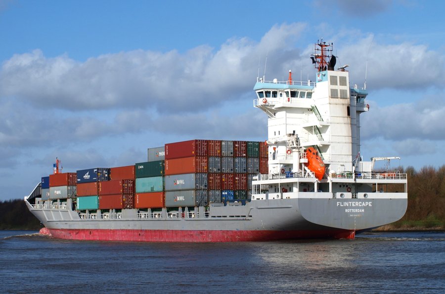  Irish Sea - WEC VAN EYCK         transiting St Georges Channel