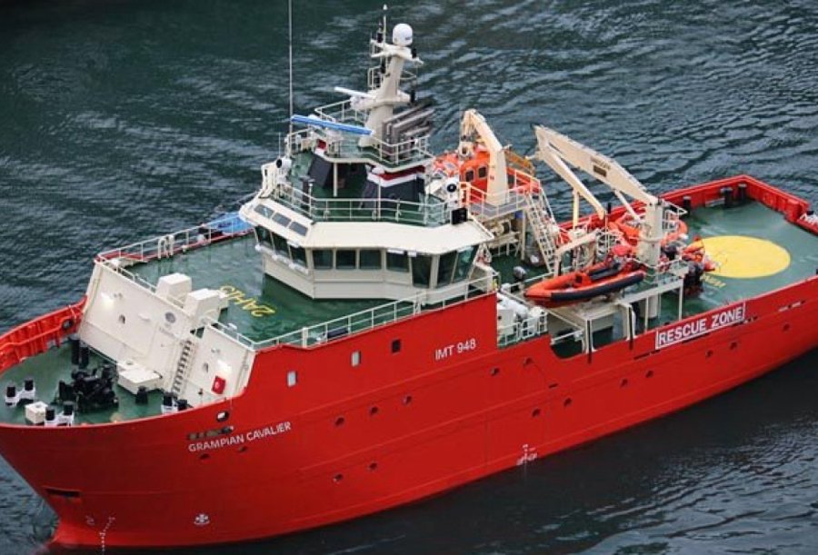  Scottish East Coast - GRAMPIAN CAVALIER transiting Aberdeenshire Coast