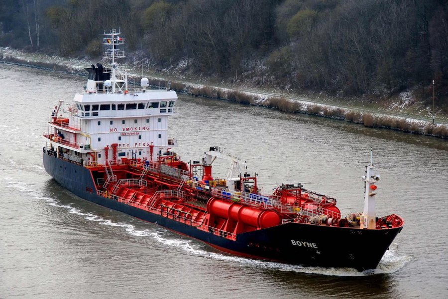 Photograph of the Oil/Chemical Tanker: BOYNE                (IMO: 9369928). Documented in UK and Regional Shipping Movements.