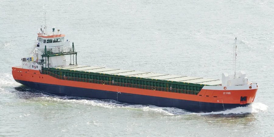  Irish Sea - GT PIKE transiting St Georges Channel