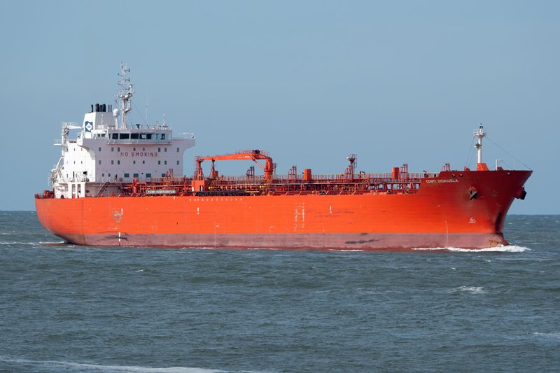 Transit: CONTI BENGUELA       entering English South Coast at The Dover Strait