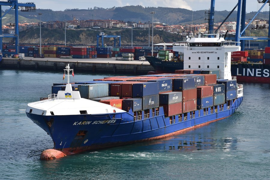 Dublin Arrival: LUCIA B             