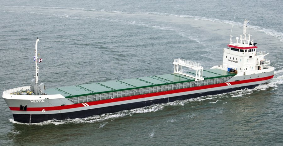 Transit: HESTIA entering English South Coast at The Dover Strait