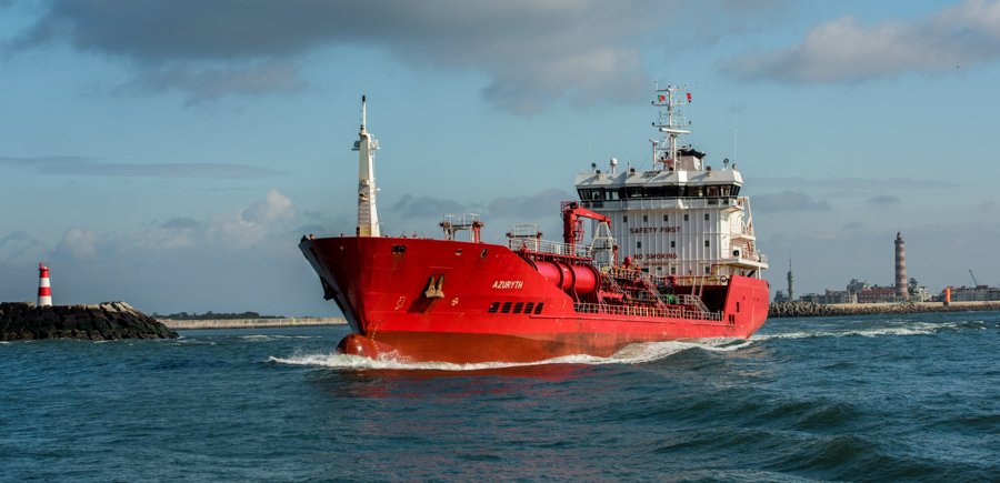 Transit: AZURYTH              entering English South Coast at The Dover Strait
