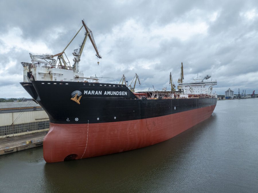  Scottish East Coast - MARAN AMUNDSEN       transiting Aberdeenshire Coast