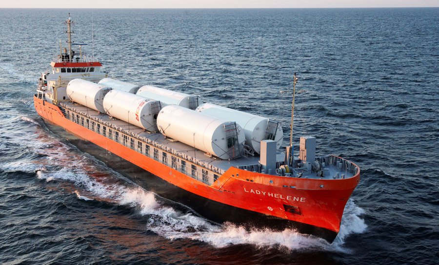 Photo of LADY HELENE         