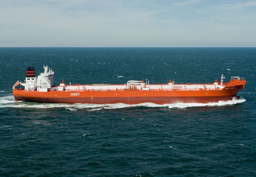  Irish Sea - BODIL KNUTSEN transiting Irish Sea West of Man