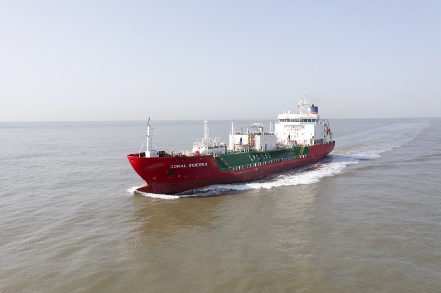  Irish Sea - CORAL SIDEREA        transiting Irish Sea off Anglesey