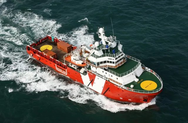  Scottish East Coast - VOS ENDURANCE        transiting Aberdeenshire Coast