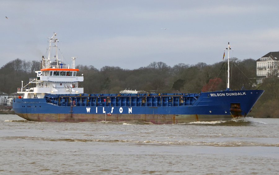 Transit: WILSON DUNDALK       entering English South Coast at The Dover Strait