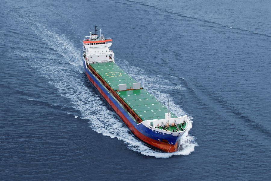  Scottish East Coast - NIKLAS G.            transiting John O'Groats Approach